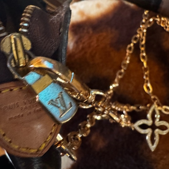 Louis Vuitton Monogram Poche Toilette Cosmetics Pouch Purse Brown converted - Picture 15 of 15